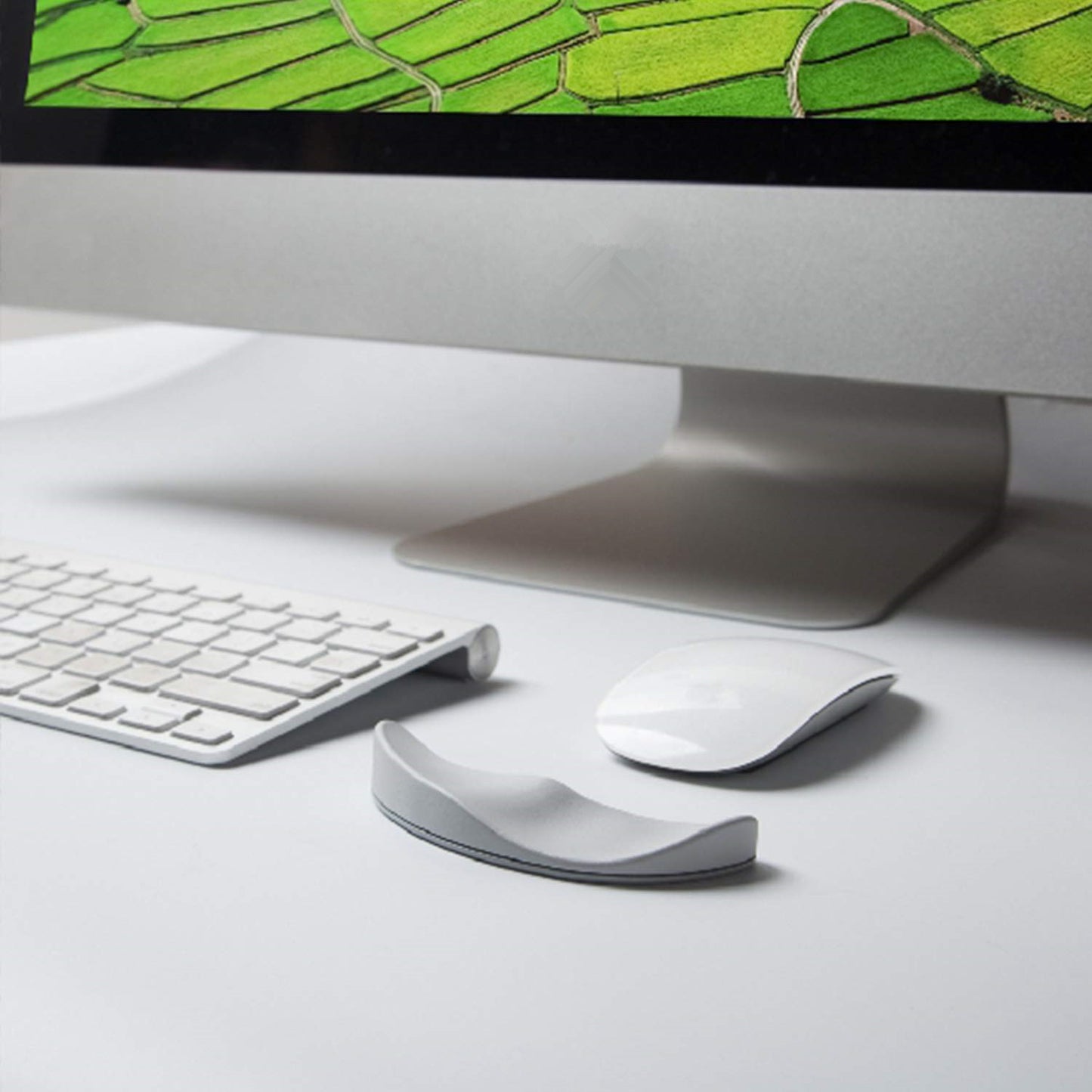 Ergonomic Gel Mouse Pad for Pain-Free Precision & Comfort.